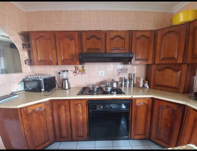 2 BEDROOM HOUSE FOR SALE IN MOORTON